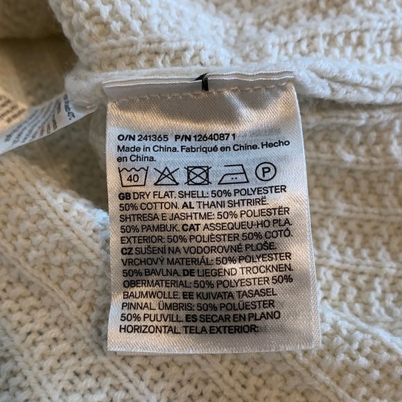 H&M Sweater Jacket with gold buttons - Picture 9 of 16